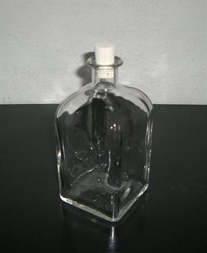 Firkantet flaske med korkprop, lille (0,5 liter) 